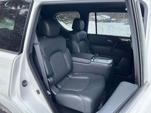 2024 Nissan Armada SL 4WD