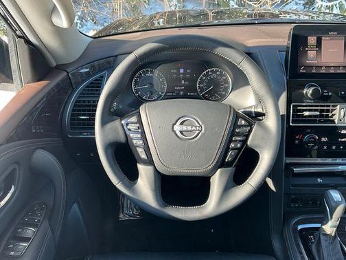 2024 Nissan Armada Platinum 4WD