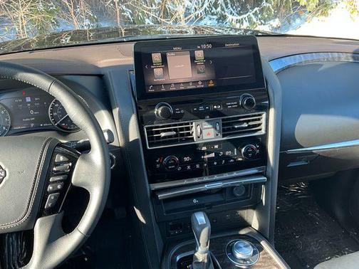 2024 Nissan Armada Platinum 4WD