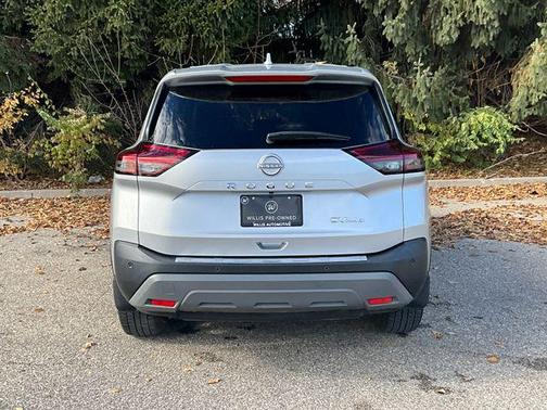 2022 Nissan Rogue SV