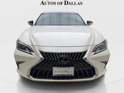 White Pearl 2024 Lexus ES 300h Base