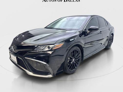 Midnight Black Metallic 2021 Toyota Camry XSE