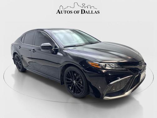 Midnight Black Metallic 2021 Toyota Camry XSE