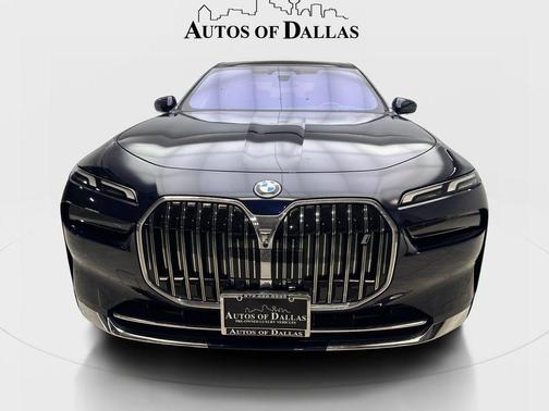 Tanzanite Blue II Metallic 2023 BMW i7 xDrive60