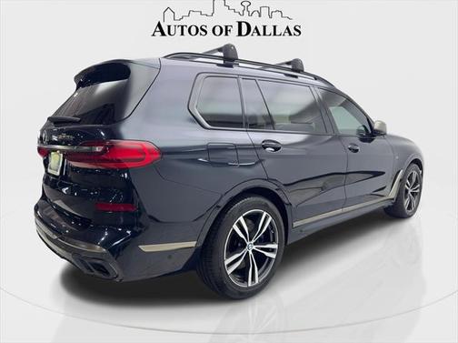 2021 BMW X7 M50i