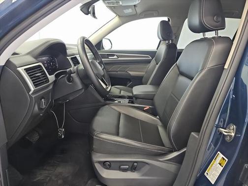 2023 Volkswagen Atlas 3.6L SE w/Technology