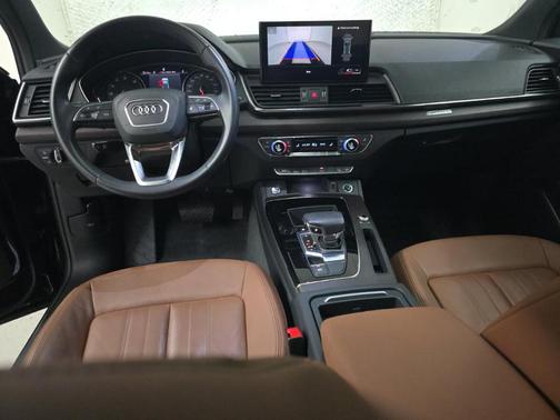 Mythos Black Metallic 2022 Audi Q5 45 S line Premium