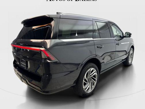 Starlight 2025 Lincoln Navigator Reserve
