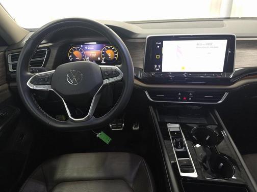2024 Volkswagen Atlas 2.0T SEL