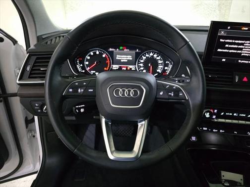 2022 Audi Q5 45 S line Premium