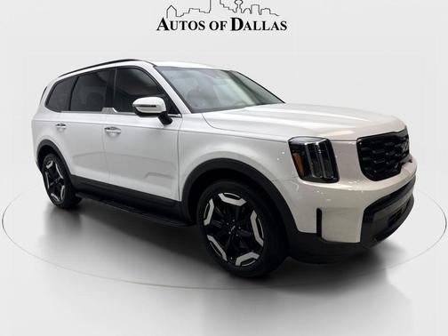 Glacial White Pearl 2024 Kia Telluride S