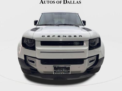 2025 Land Rover Defender 110 P300