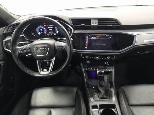 2022 Audi Q3 45 S line Premium Plus