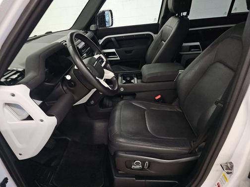 2023 Land Rover Defender 130 S