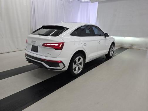 2022 Audi Q5 45 S line Premium Plus