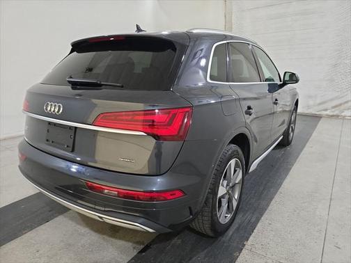 2023 Audi Q5 40 Premium Plus