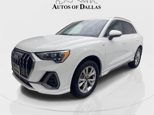 2022 Audi Q3 45 S line Premium