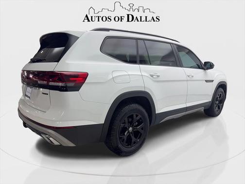 2024 Volkswagen Atlas 2.0T SE w/Technology 4MOTION