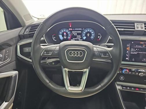 2022 Audi Q3 45 S line Premium