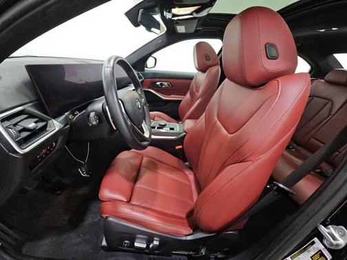 Jet Black 2023 BMW 330 330i