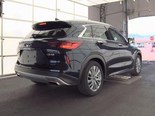 2024 INFINITI QX50 LUXE AWD