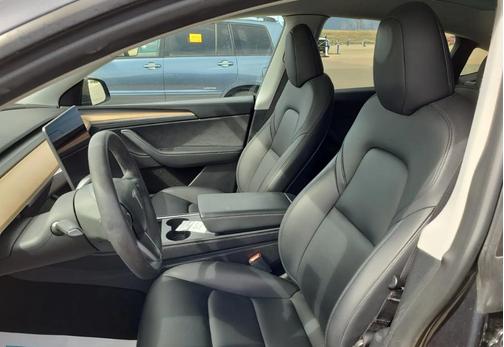 2024 Tesla Model Y Long Range Dual Motor All-Wheel Drive