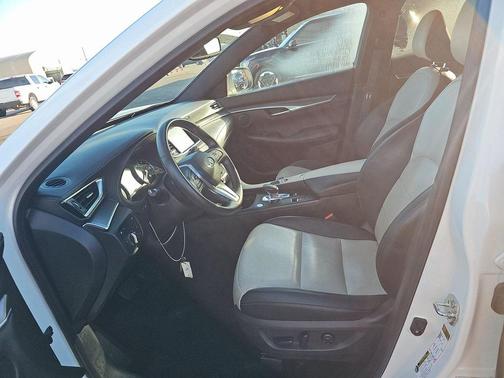 2023 INFINITI QX55 LUXE