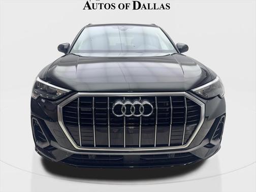 2022 Audi Q3 45 S line Premium