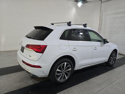 2022 Audi Q5 45 S line Premium