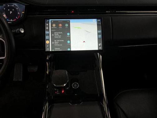 2024 Land Rover Range Rover Sport SE