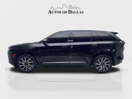 Diamond Black Crystal Pearlcoat 2025 Jeep Wagoneer S Limited
