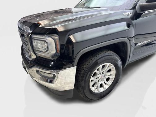 Onyx Black 2016 GMC Sierra 1500 SLE