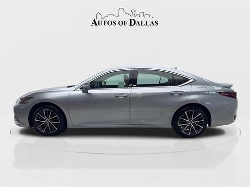 2023 Lexus ES 300h Base