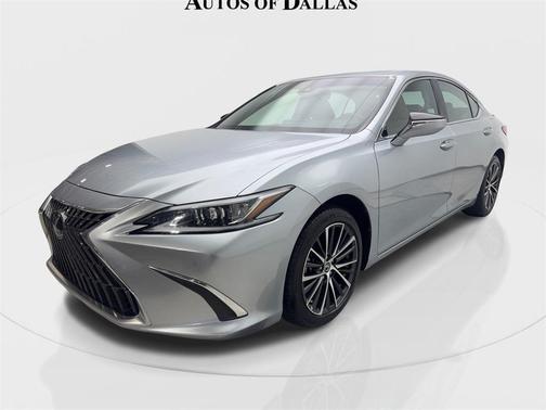 2023 Lexus ES 300h Base