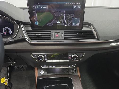 2022 Audi Q5 45 S line Premium Plus