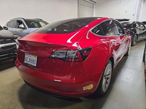 2022 Tesla Model 3 Standard Range
