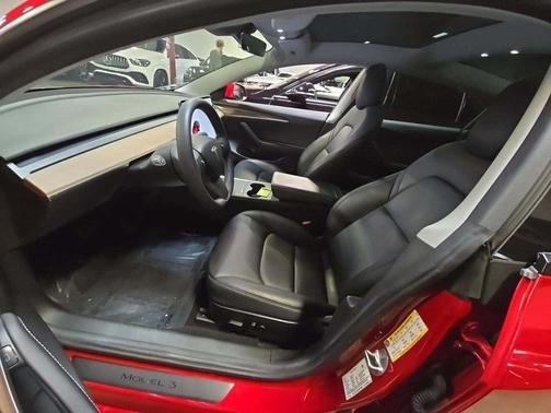 2022 Tesla Model 3 Standard Range