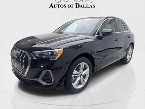 2022 Audi Q3 45 S line Premium