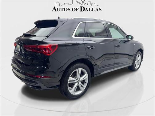2022 Audi Q3 45 S line Premium