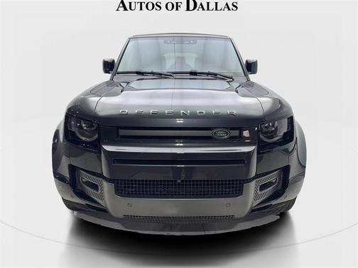 2024 Land Rover Defender 130 P400 Outbound