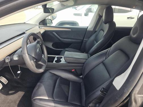 2022 Tesla Model Y Performance Dual Motor All-Wheel Drive