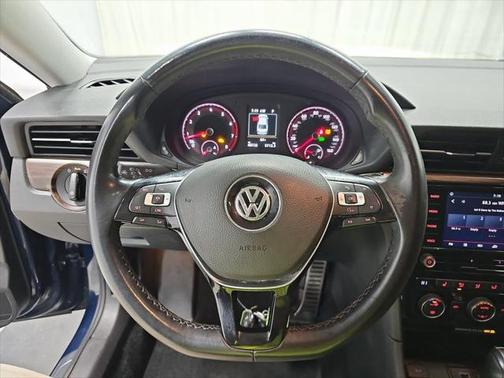 2020 Volkswagen Passat 2.0T SE