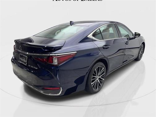 2022 Lexus ES 250 Base