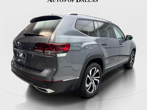 Platinum Gray Metallic 2023 Volkswagen Atlas 2.0T SEL