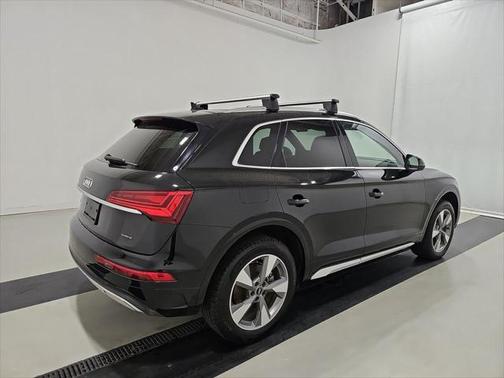 2022 Audi Q5 40 Premium Plus