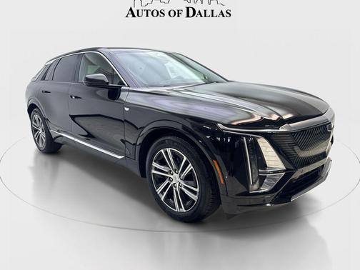 Stellar Black Metallic 2024 Cadillac LYRIQ Luxury