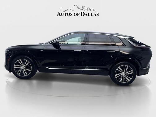 Stellar Black Metallic 2024 Cadillac LYRIQ Luxury