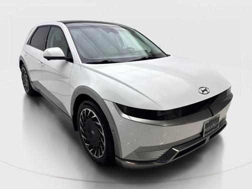 Atlas White 2023 Hyundai IONIQ 5 Limited