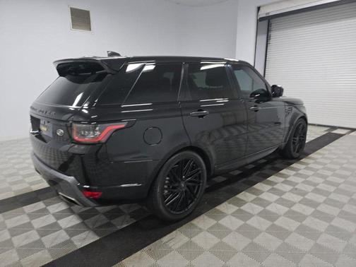 2022 Land Rover Range Rover Sport HSE Silver Edition