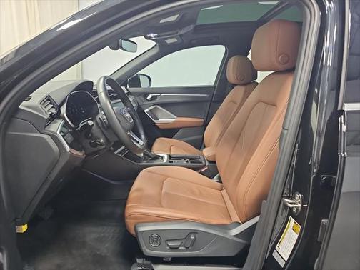 2022 Audi Q3 45 S line Premium Plus